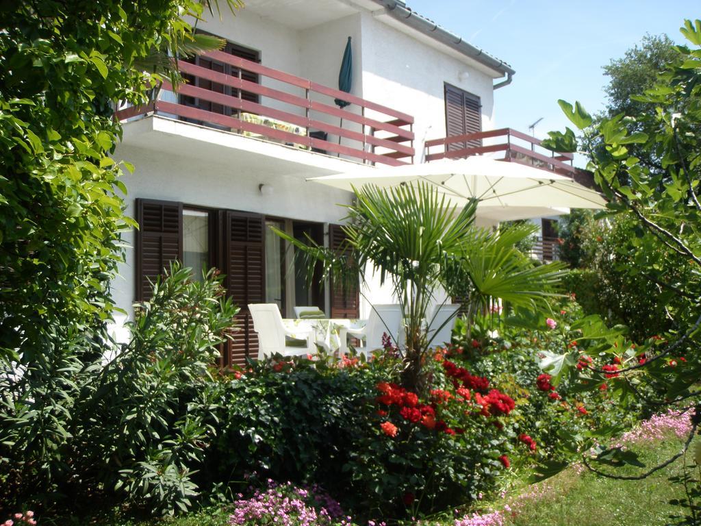 Apartments Barbara Пореч Экстерьер фото