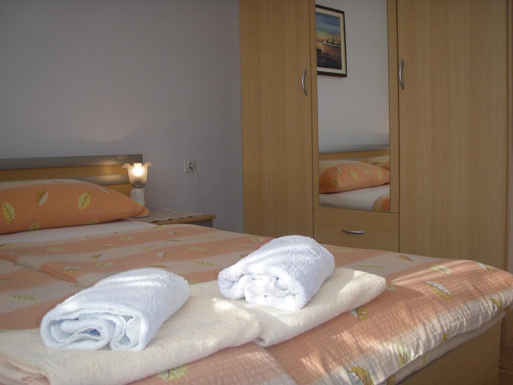 Apartments Barbara Пореч Экстерьер фото